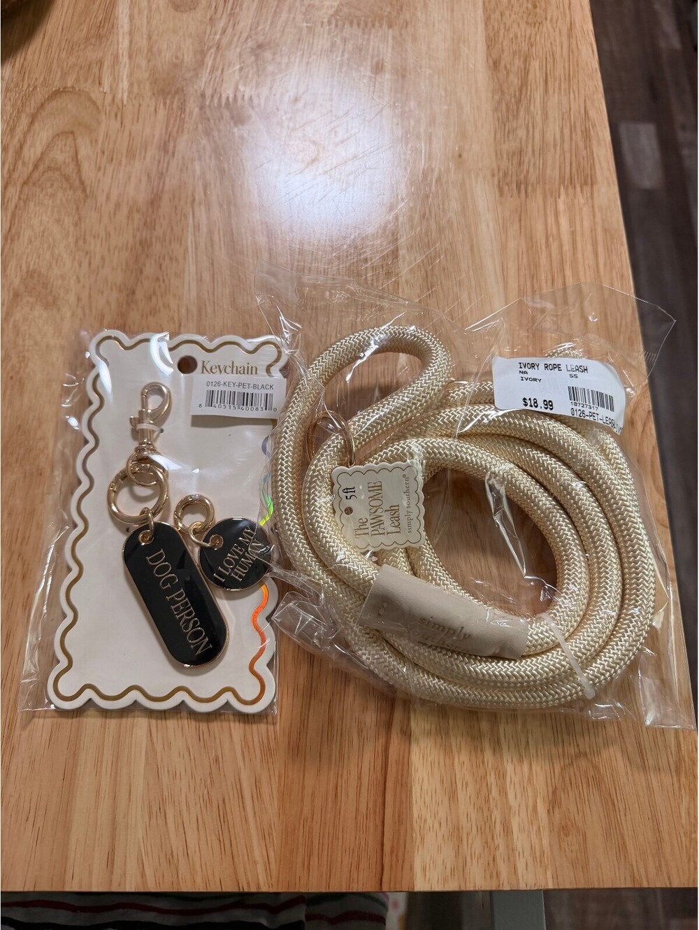 Simply SouthernDog Person Keychain and Dog collar Cream Rope Leash Set